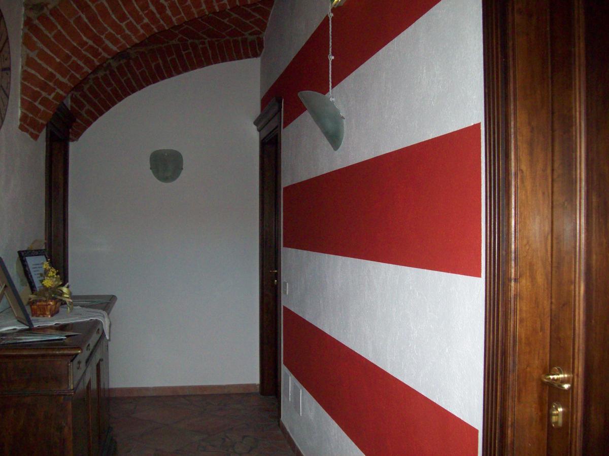 Hotel Excalibur Revello Zewnętrze zdjęcie